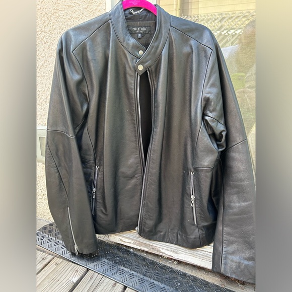 leather jacket - Picture 2 of 2